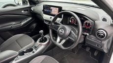 Nissan Juke 1.0 DiG-T N-Connecta 5dr Petrol Hatchback